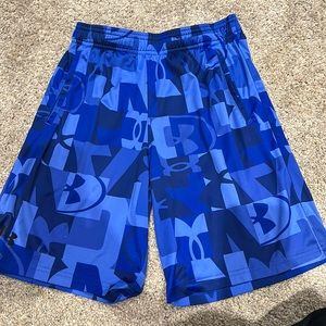 UNDER ARMOUR YOUTH LARGE BLUE ATHLETIC SHORT